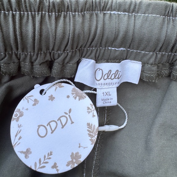 NWT Oddi Olive Green Joggers Pant Rope Drawstring White Stitching Big Pockets - Picture 6 of 6
